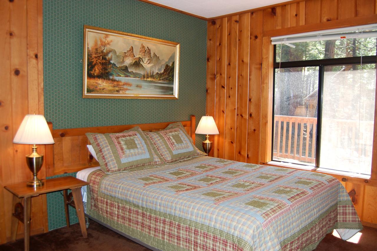 9S Pine Cabin South Wawona Екстер'єр фото